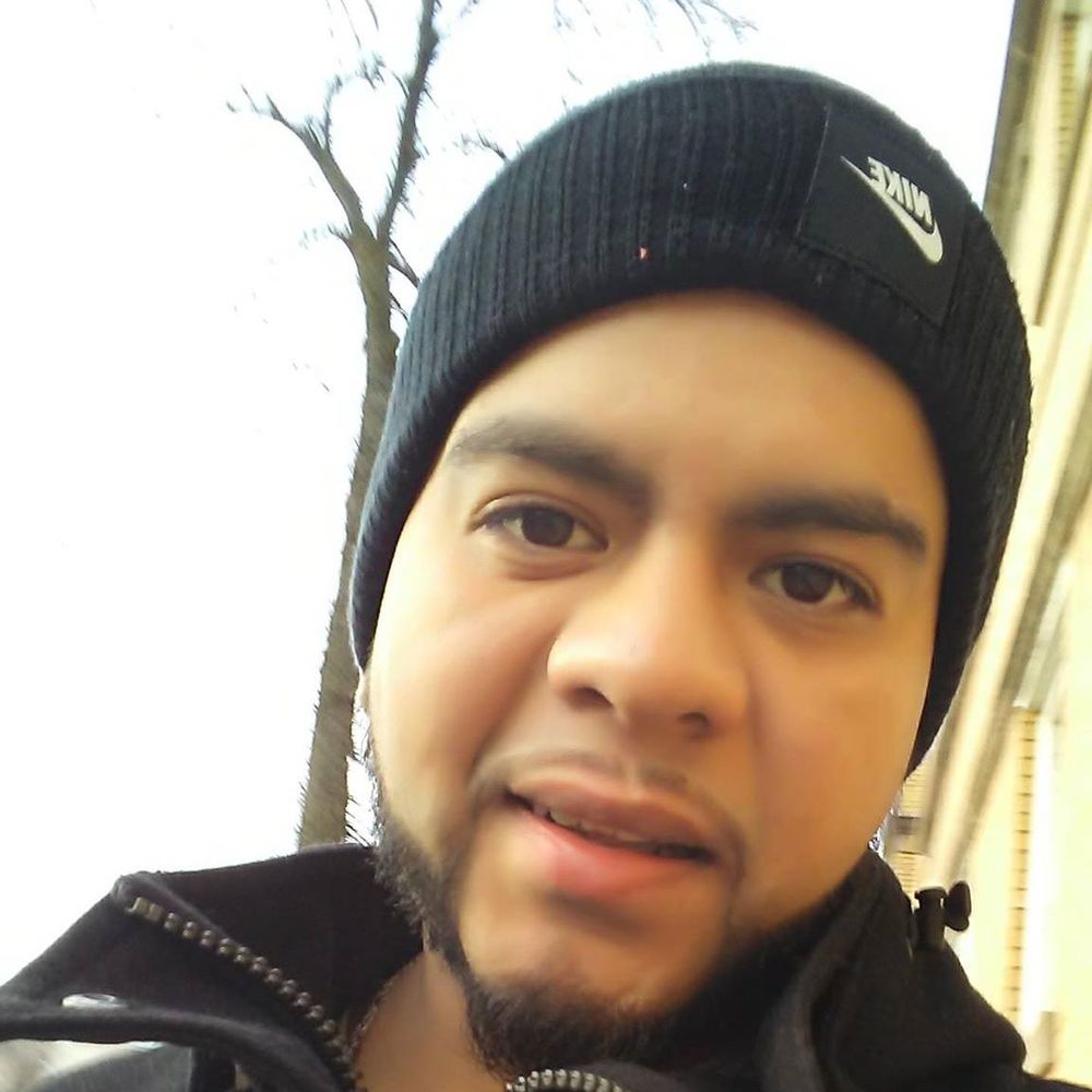 Meet your Posher, Noluv